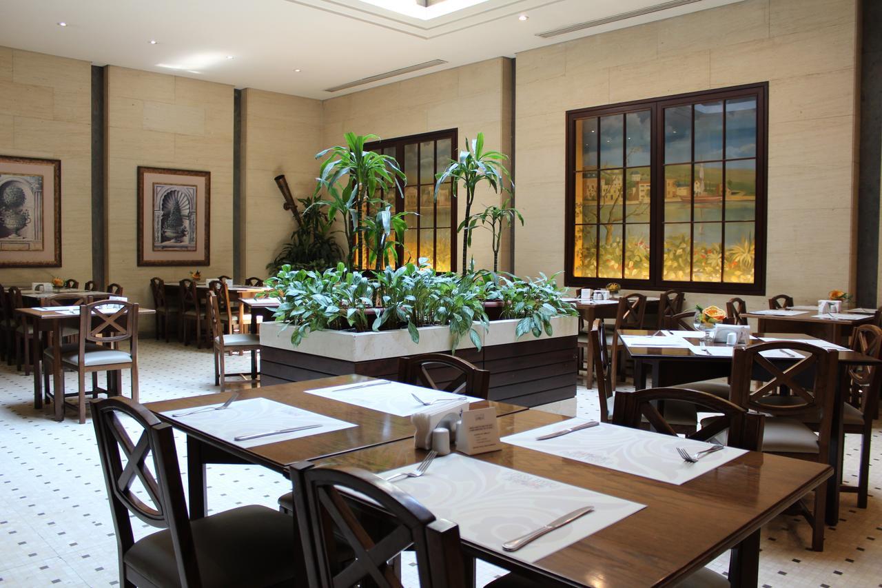 Casa D'or Hotel Beirut Exterior foto